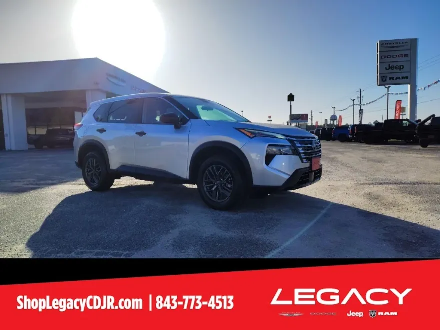 2024 Nissan Rogue S photo 1