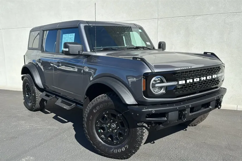 2023 Ford Bronco Wildtrak photo 1