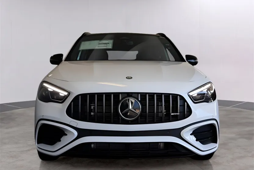 2025 Mercedes Benz GLA 35 AMG 4MATIC photo 1