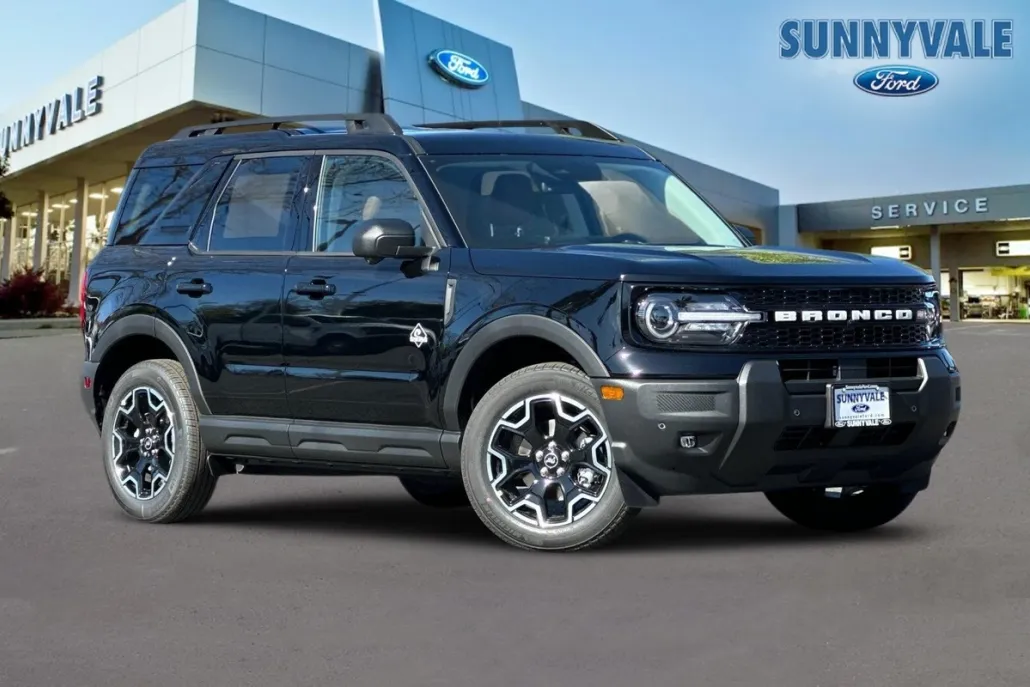 2025 Ford Bronco Sport Outer Banks photo 1