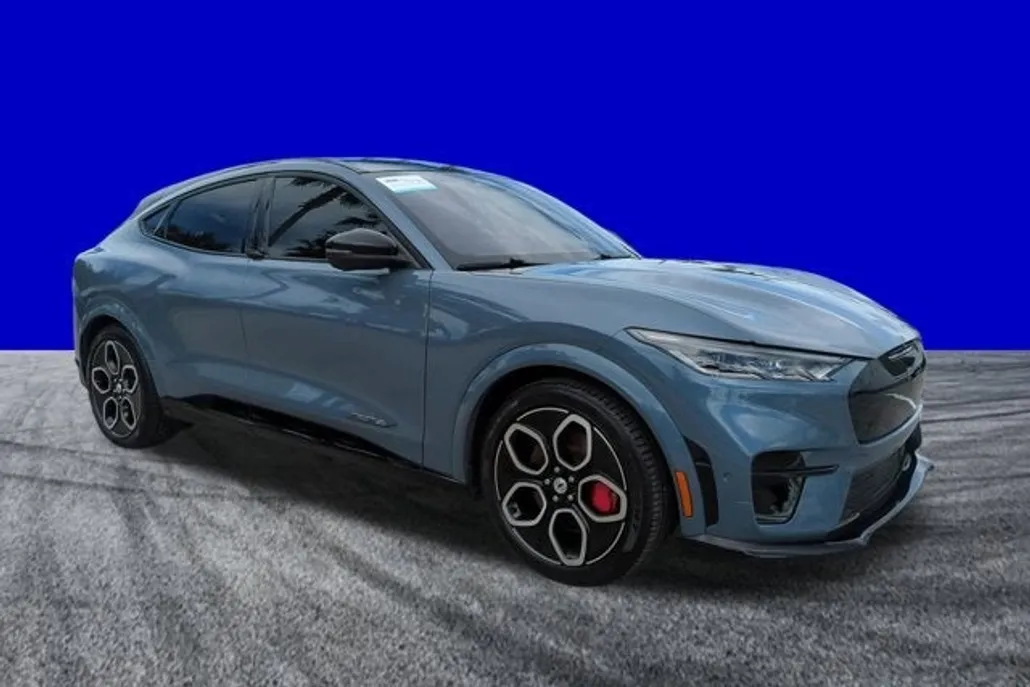 2023 Ford Mustang Mach-E GT photo 1