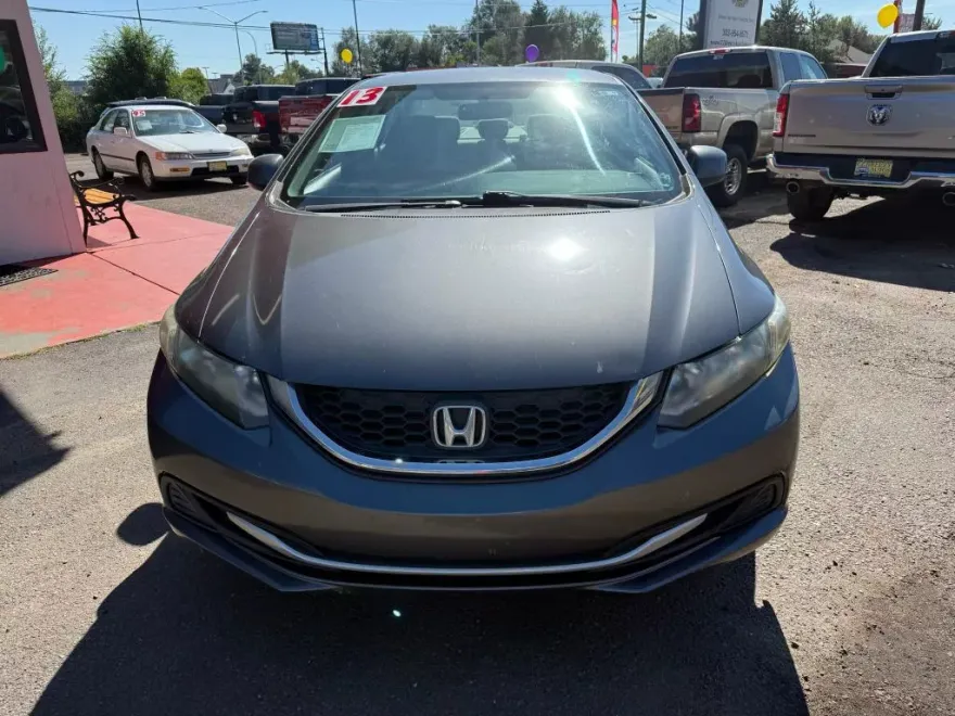 2013 Honda Civic LX photo 1