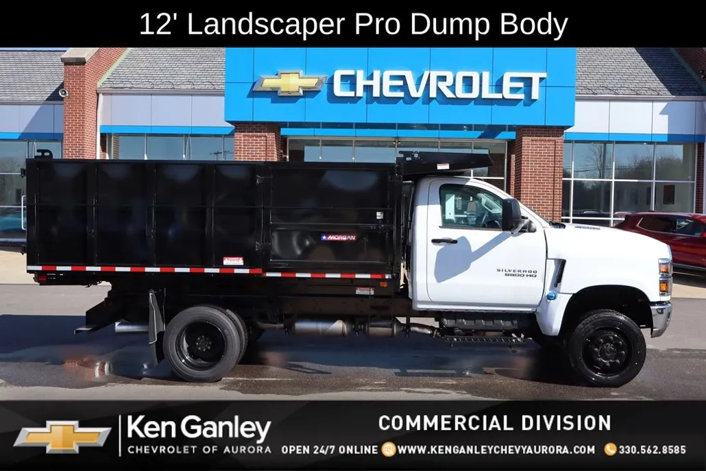 2024 Chevrolet Silverado 5500HD photo 1