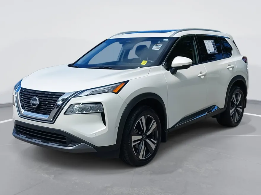 2023 Nissan Rogue SL photo 1