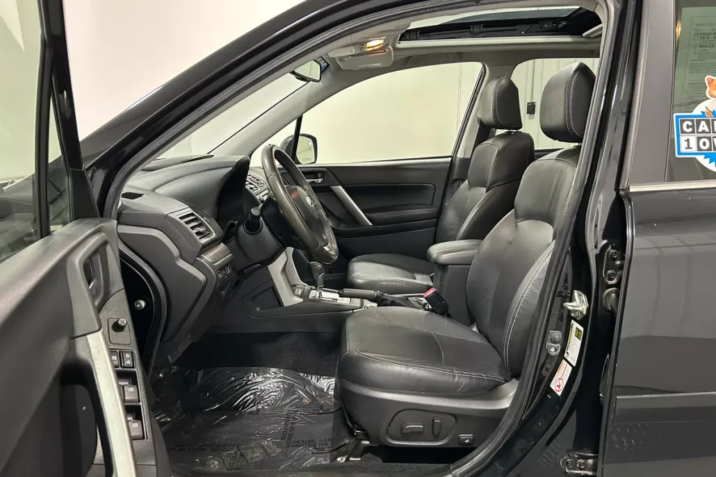 2016 Subaru Forester 2.5i Limited photo 1