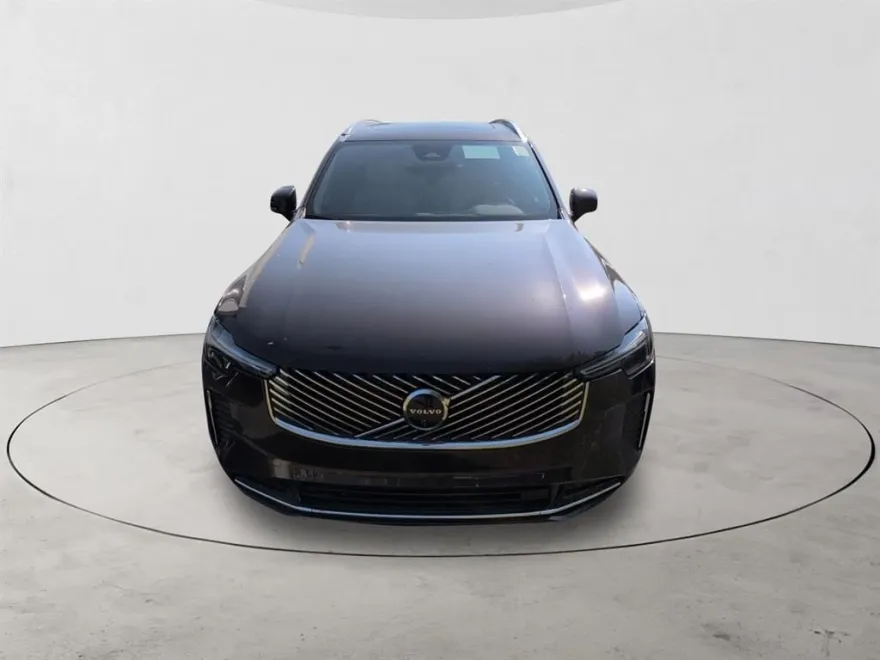 2026 Volvo XC90 B5 Plus photo 1