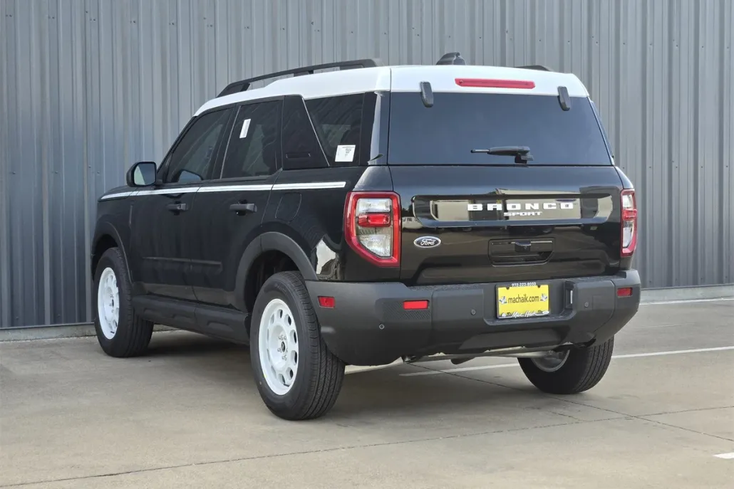 2025 Ford Bronco Sport Heritage photo 1
