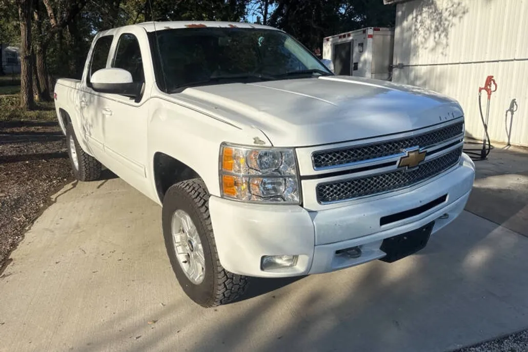2013 Chevrolet Silverado 1500 LT photo 1