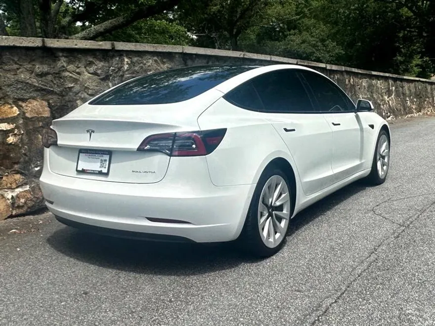 2022 Tesla Model 3 Long Range photo 10