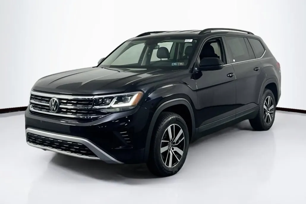 2022 Volkswagen Atlas SE photo 1