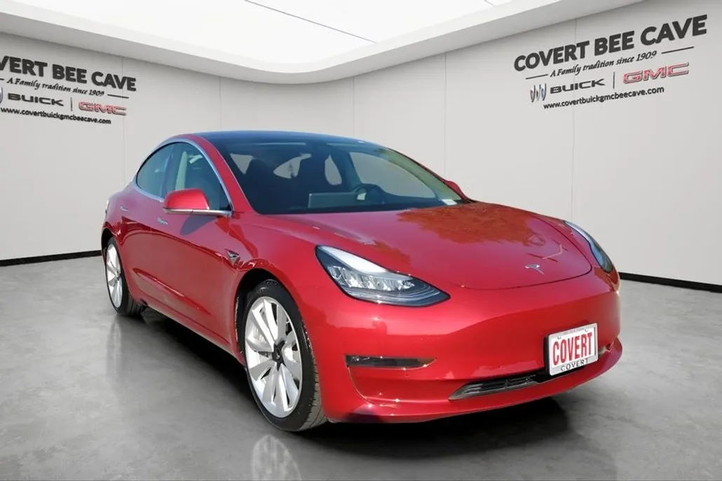 2018 Tesla Model 3 Long Range photo 1