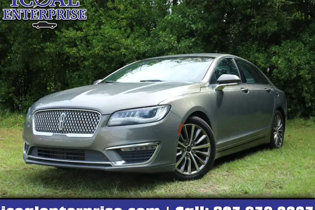 2017 Lincoln MKZ Premiere photo 1