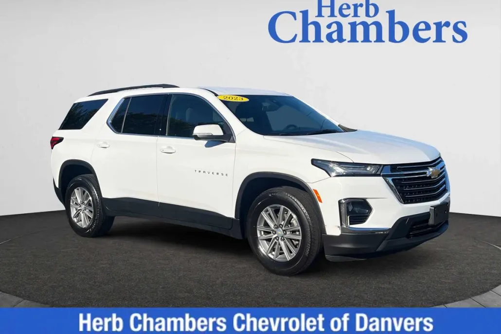 2023 Chevrolet Traverse Cloth photo 1