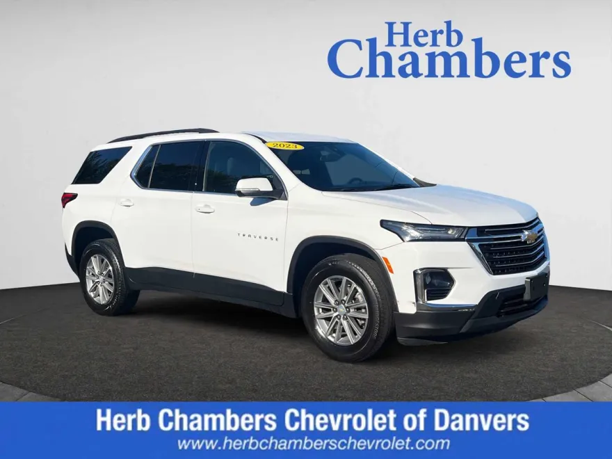 2023 Chevrolet Traverse Cloth photo 1