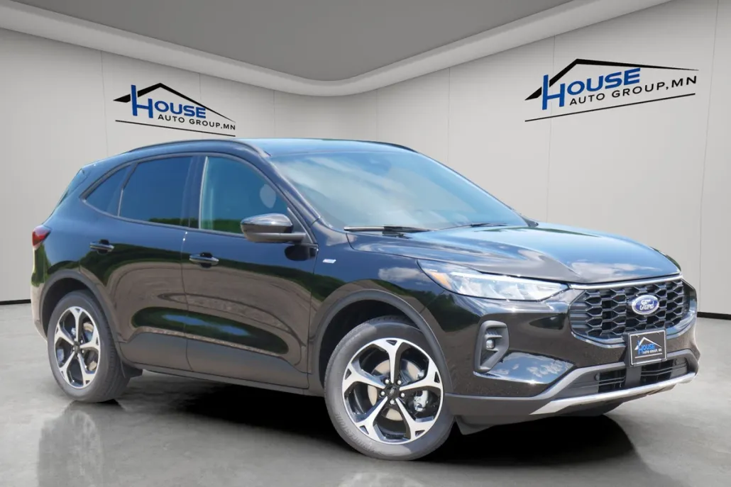 2025 Ford Escape ST-Line Select photo 1