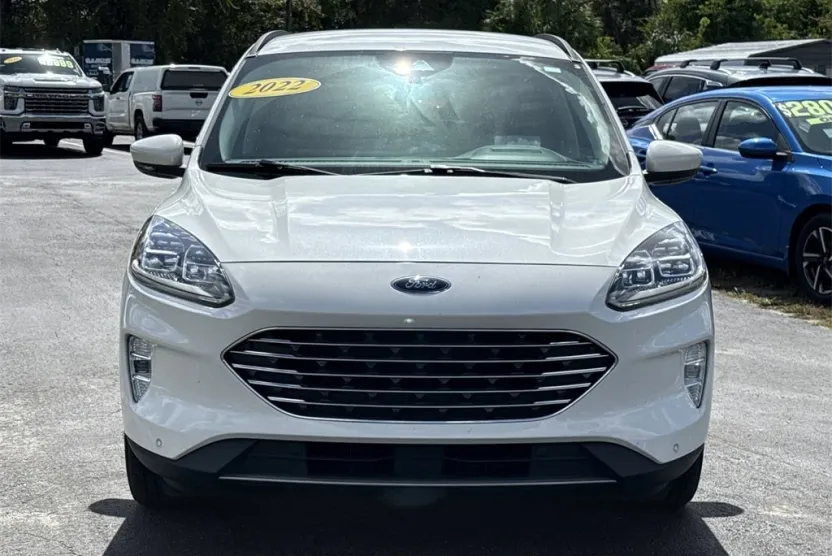 2022 Ford Escape Titanium Hybrid Elite photo 1