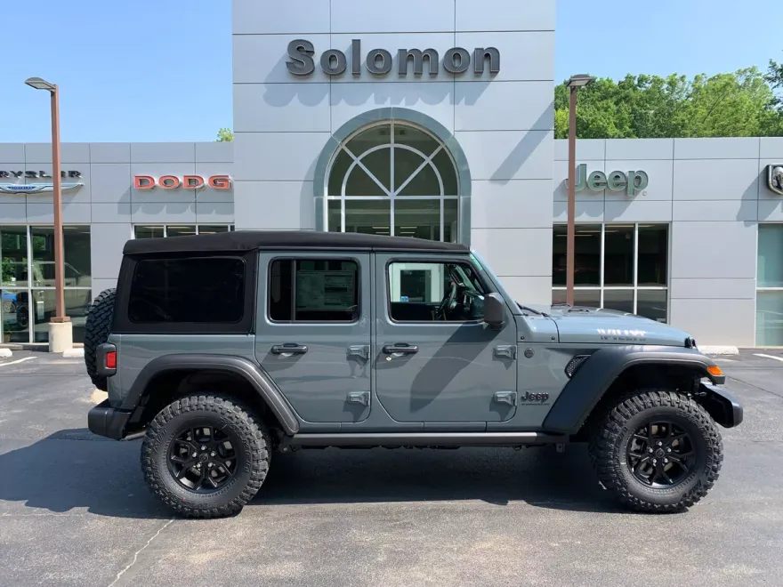2025 Jeep Wrangler Willys photo 1