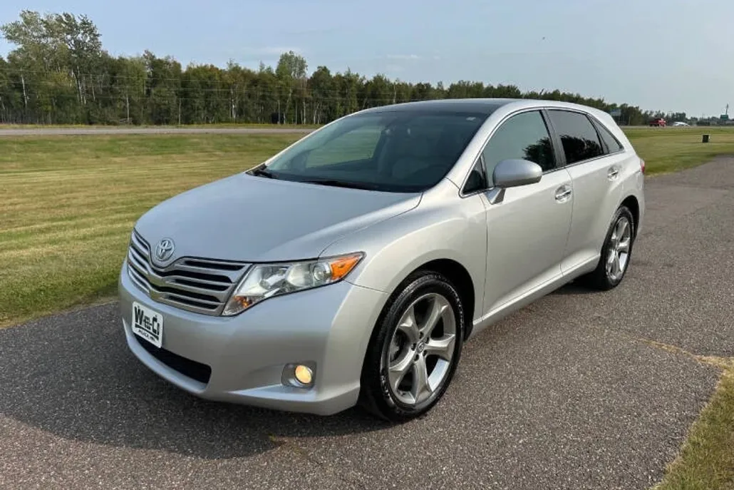 2009 Toyota Venza photo 1