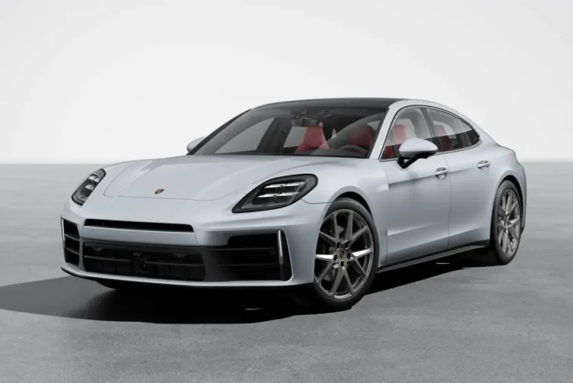2026 Porsche Panamera 4 photo 1