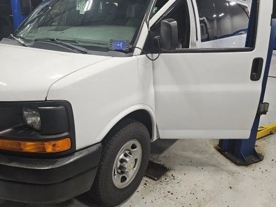 2014 Chevrolet Express Cargo 2500 Van photo 1
