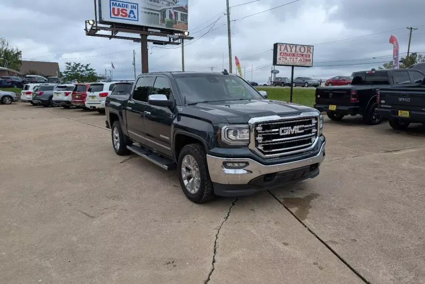 2018 Gmc Sierra 1500 SLT photo 1
