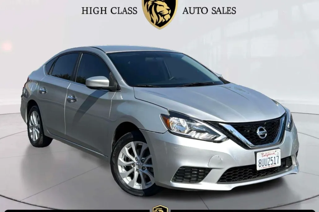 2018 Nissan Sentra SV photo 1