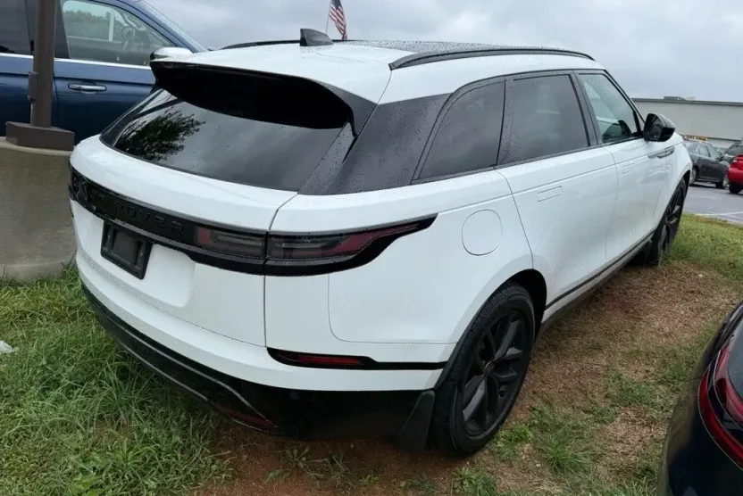 2024 Land Rover Range Rover Velar P250 Dynamic SE photo 1