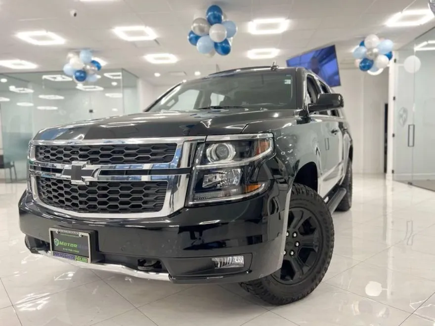 2018 Chevrolet Tahoe LT photo 1