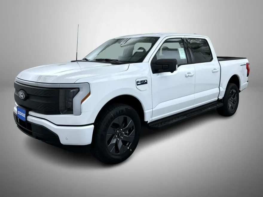 2025 Ford F-150 Lightning photo 1