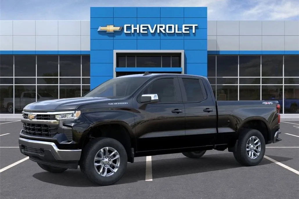 2026 Chevrolet Silverado 1500 LT photo 1