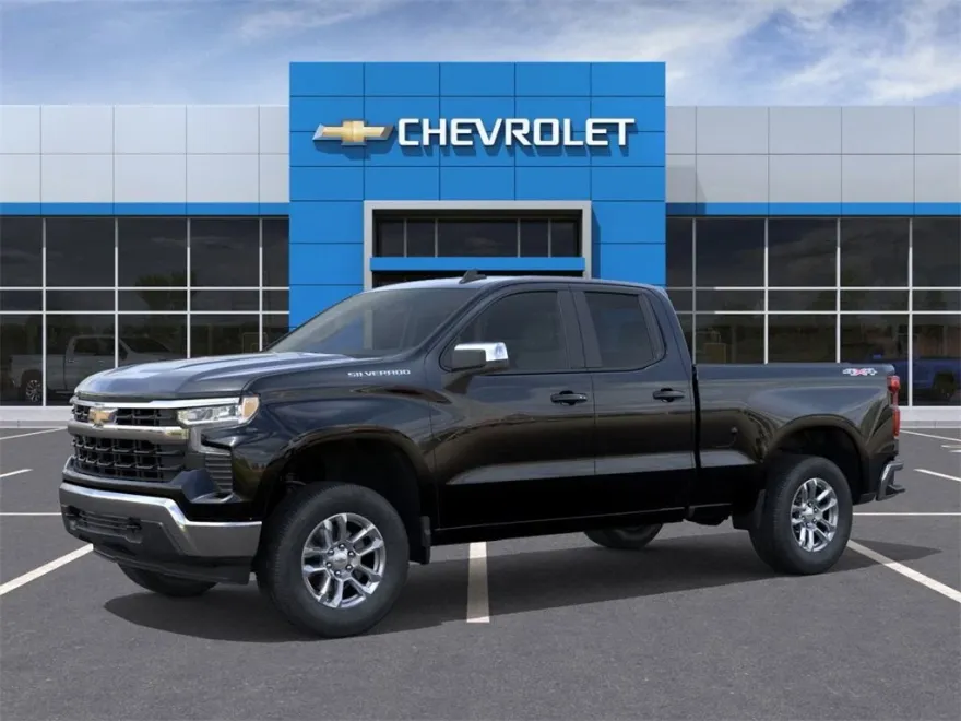 2026 Chevrolet Silverado 1500 LT photo 1