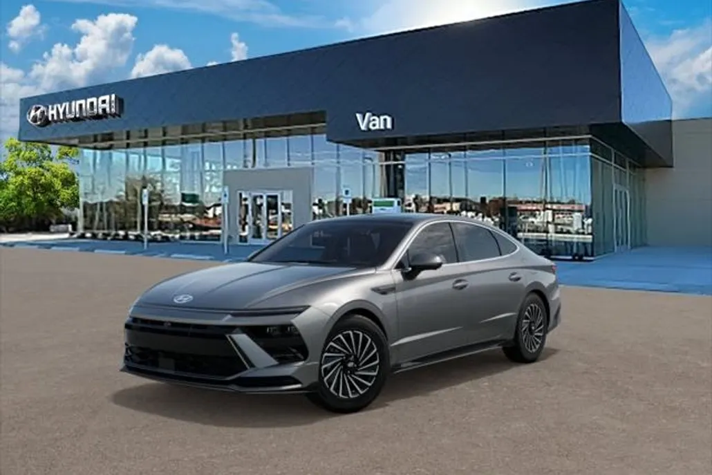 2025 Hyundai Sonata Hybrid Limited photo 1