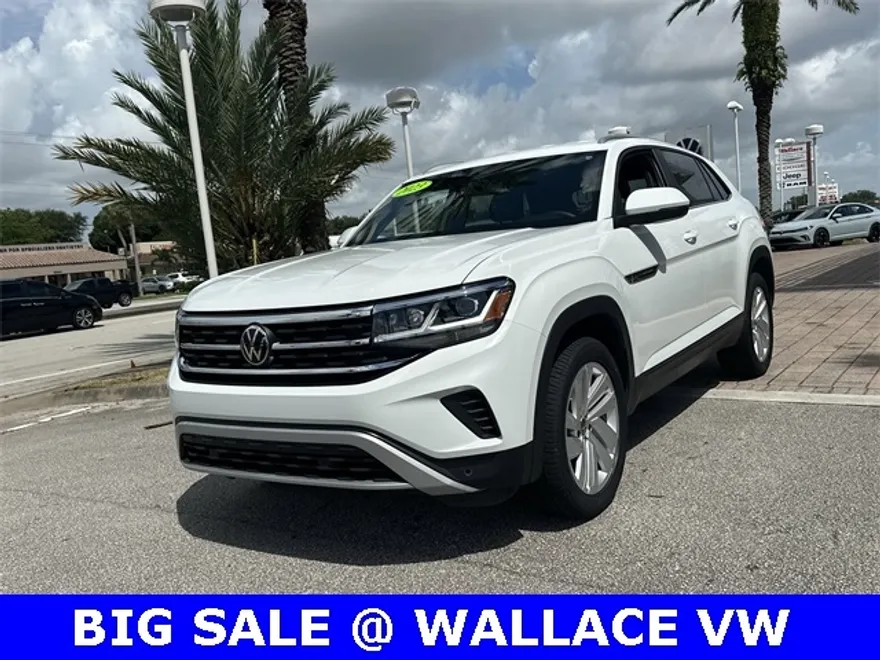 2023 Volkswagen Atlas Cross Sport V6 SE Technology photo 1