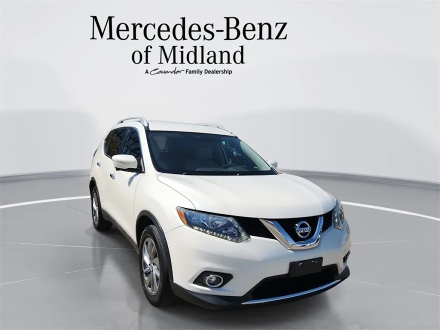 2015 Nissan Rogue SL photo 1
