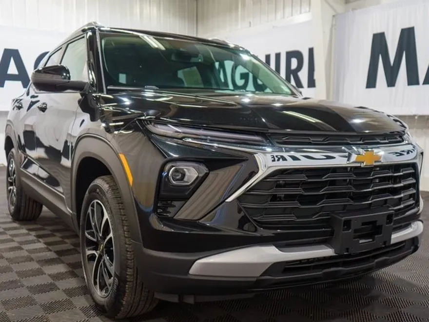 2026 Chevrolet Trailblazer LT photo 1