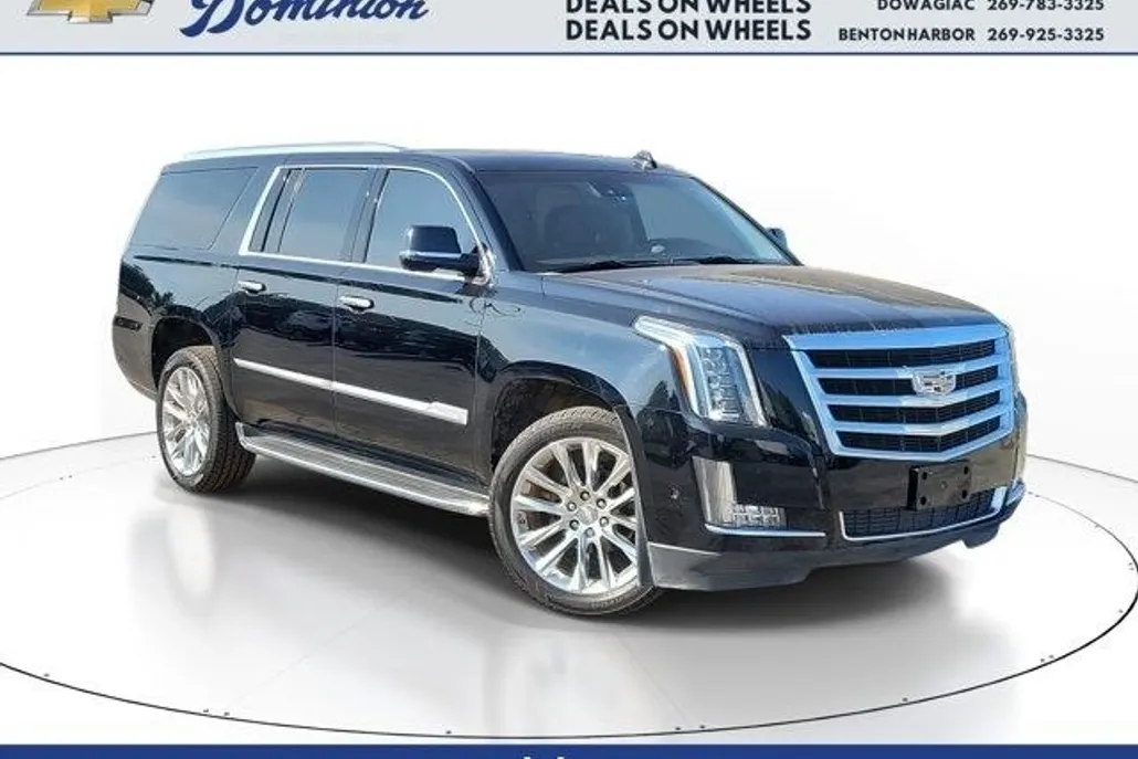 2020 Cadillac Escalade ESV Luxury photo 1