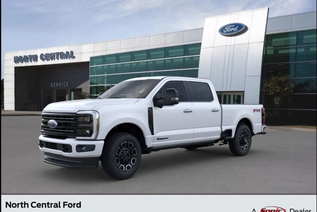 2025 Ford F-250 Platinum photo 1