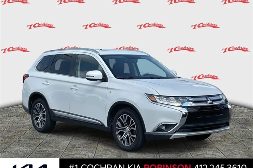 2017 Mitsubishi Outlander GT photo 1