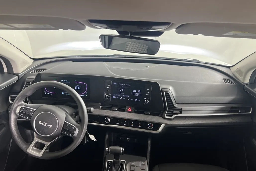 2023 Kia Sportage LX photo 1