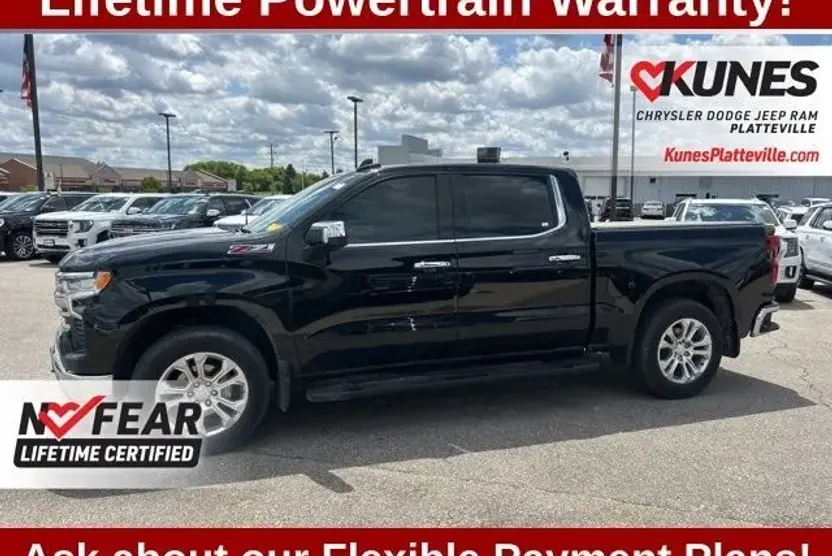 2023 Chevrolet Silverado 1500 LTZ photo 1