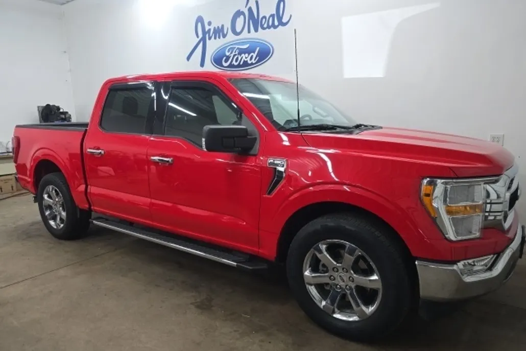 2021 Ford F-150 XLT photo 1