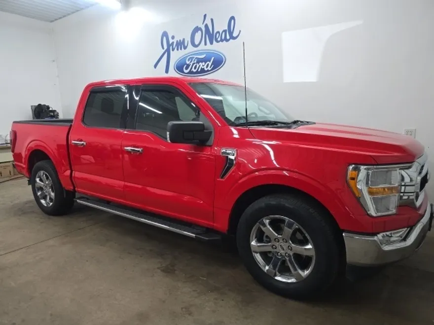 2021 Ford F-150 XLT photo 1