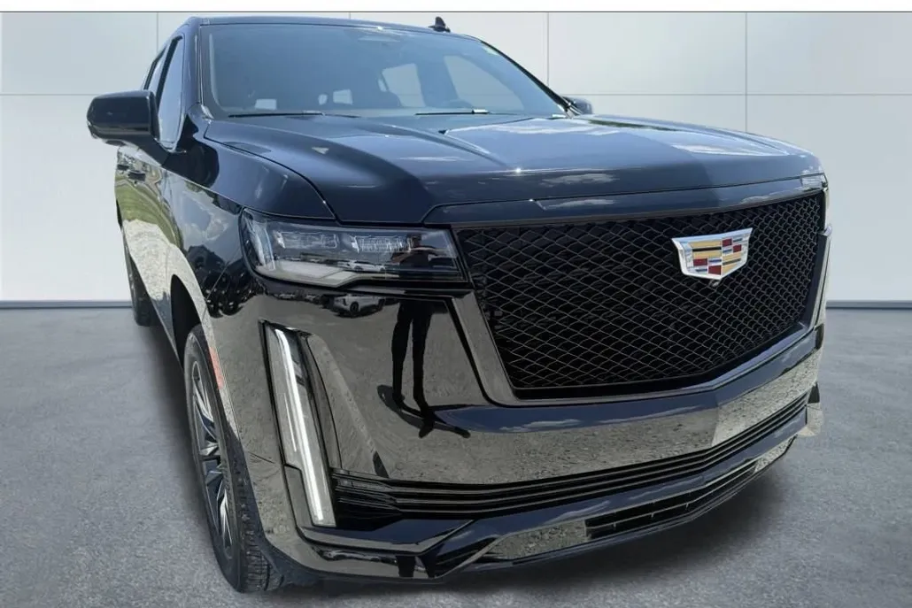 2023 Cadillac Escalade ESV Sport photo 1