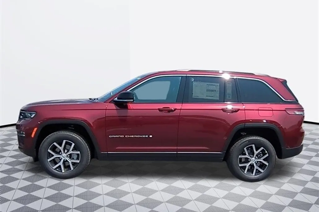 2025 Jeep Grand Cherokee Limited photo 1