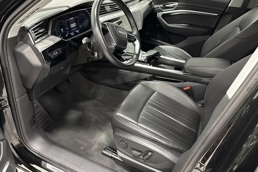 2021 Audi e-tron Sportback Premium Plus photo 1