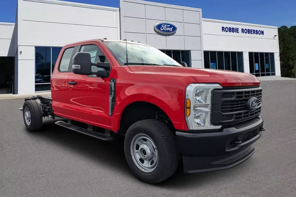 2024 Ford F-350 photo 1
