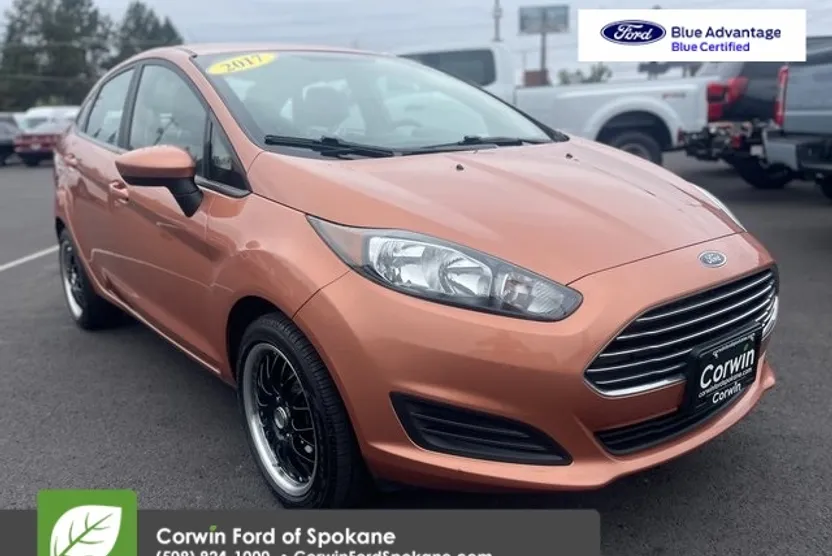 2017 Ford Fiesta SE photo 1