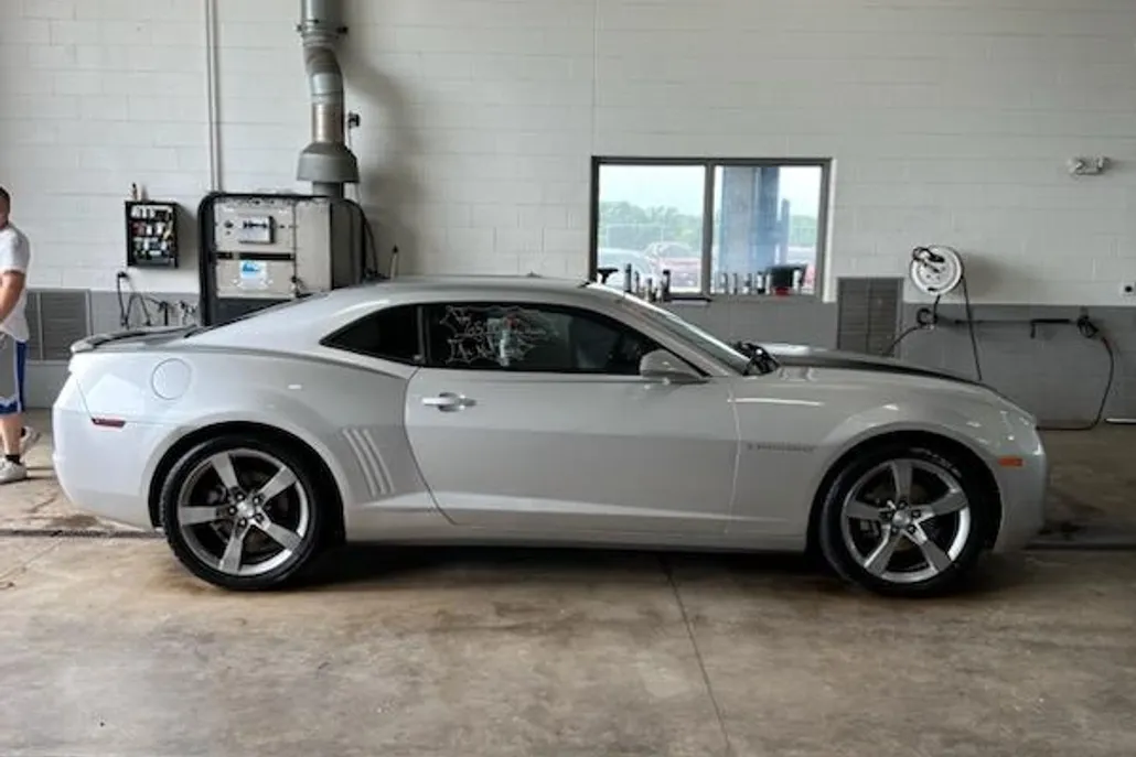 2011 Chevrolet Camaro 1LT photo 1
