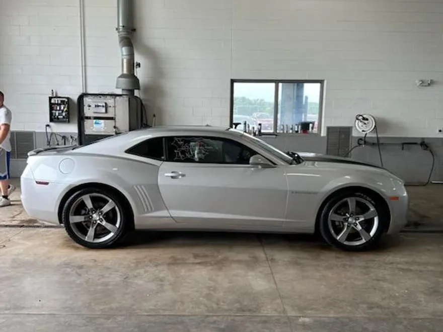 2011 Chevrolet Camaro 1LT photo 1