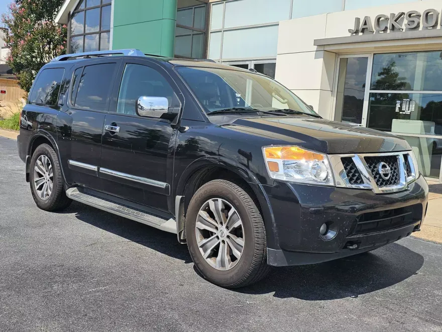 2015 Nissan Armada SL photo 1